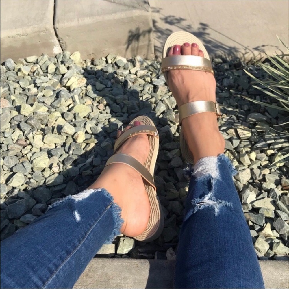 Gold Metallic Open Toe Strap Woven Jewel Women’s Sandals✨
